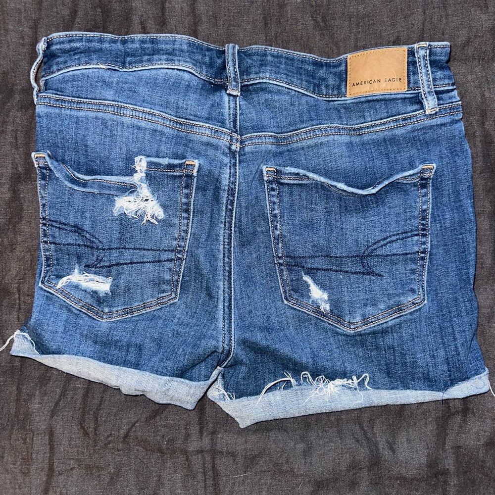 American Eagle high rise short
